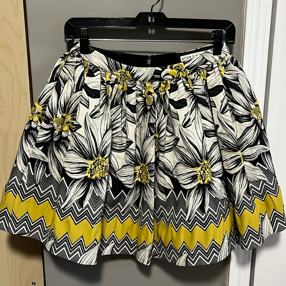 Alice + Olivia Black, White & Yellow Floral Mini Skirt